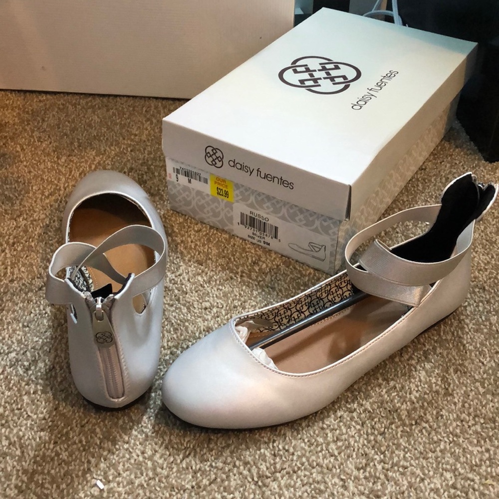 grey flats